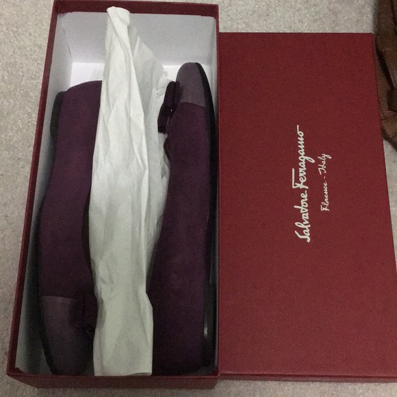 SALVATORE FERRAGAMO leather suede - Picture 4 of 5